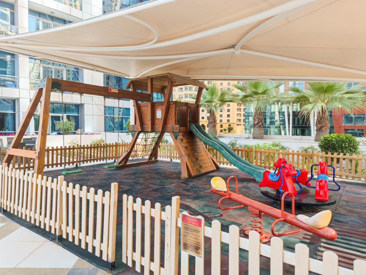 1 Bedroom With Beautiful View In Dubai Marina Buitenkant foto